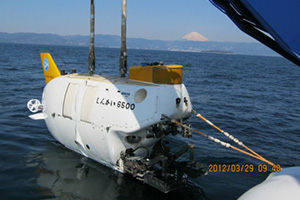 大改造後の試験潜航 2012年3月29日