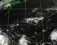 7月15日の「よこすか」周辺の衛星画像。画面左下の雲の渦が台風9号。右下にある雲の塊も台風になるのでしょうか？